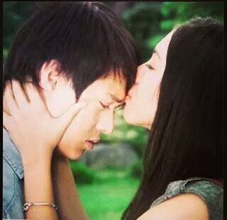 This account is dedicated to @montesjulia @yoitsenriqueg @itsenriquegil ♥ King and Queen of the Gil ♡ I ship JulQuen