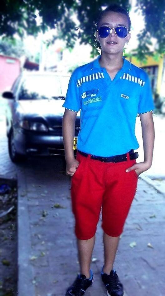solo verde por siempreeeeeee.... *----*
SIGANMEEE