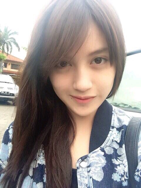 ihsan_holic's profile picture. IhsanHolic .. NabilaHolic | @maulanaihsan48 .. @nabilahjkt48 |@JKT48fansTGR & @wota_kukar