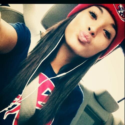 EverydayStoner4's profile picture. I smoke a lot.