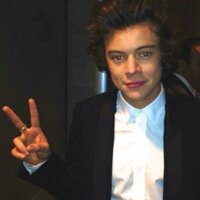 FOLLOW @FXREVERLARRY (@readbio_o_) 's Twitter Profile