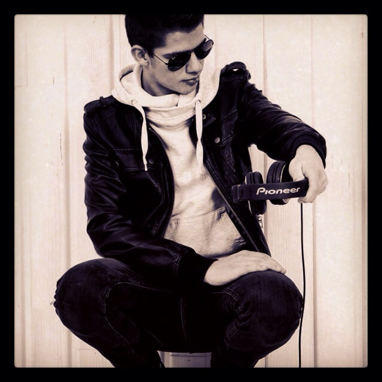 Dj/Producer , bookings & info : info@lethalace.be