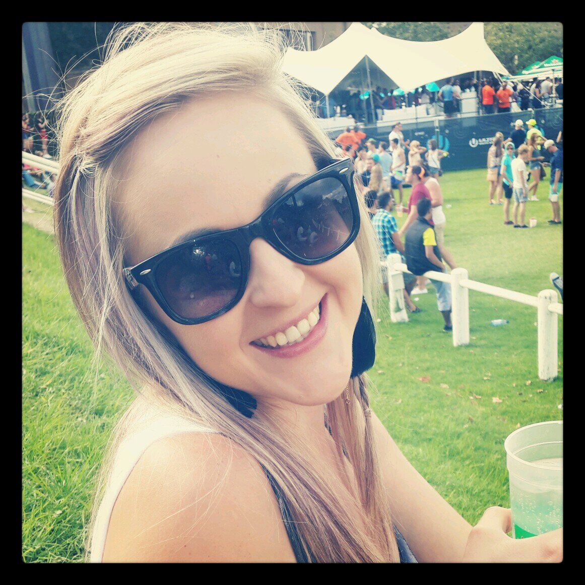 Zenell_'s profile picture. Single minded to the point of recklessness..!!