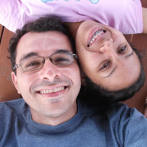 Quando fecho os olhos, enxergo melhor. Quando calo, falo mais alto. E quando sinto, repasso...