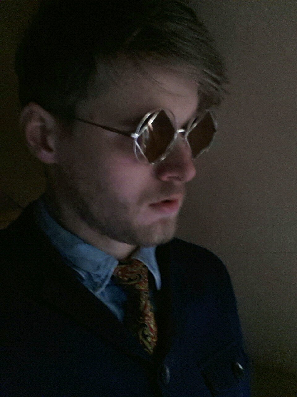 dubbel_w's profile picture. 