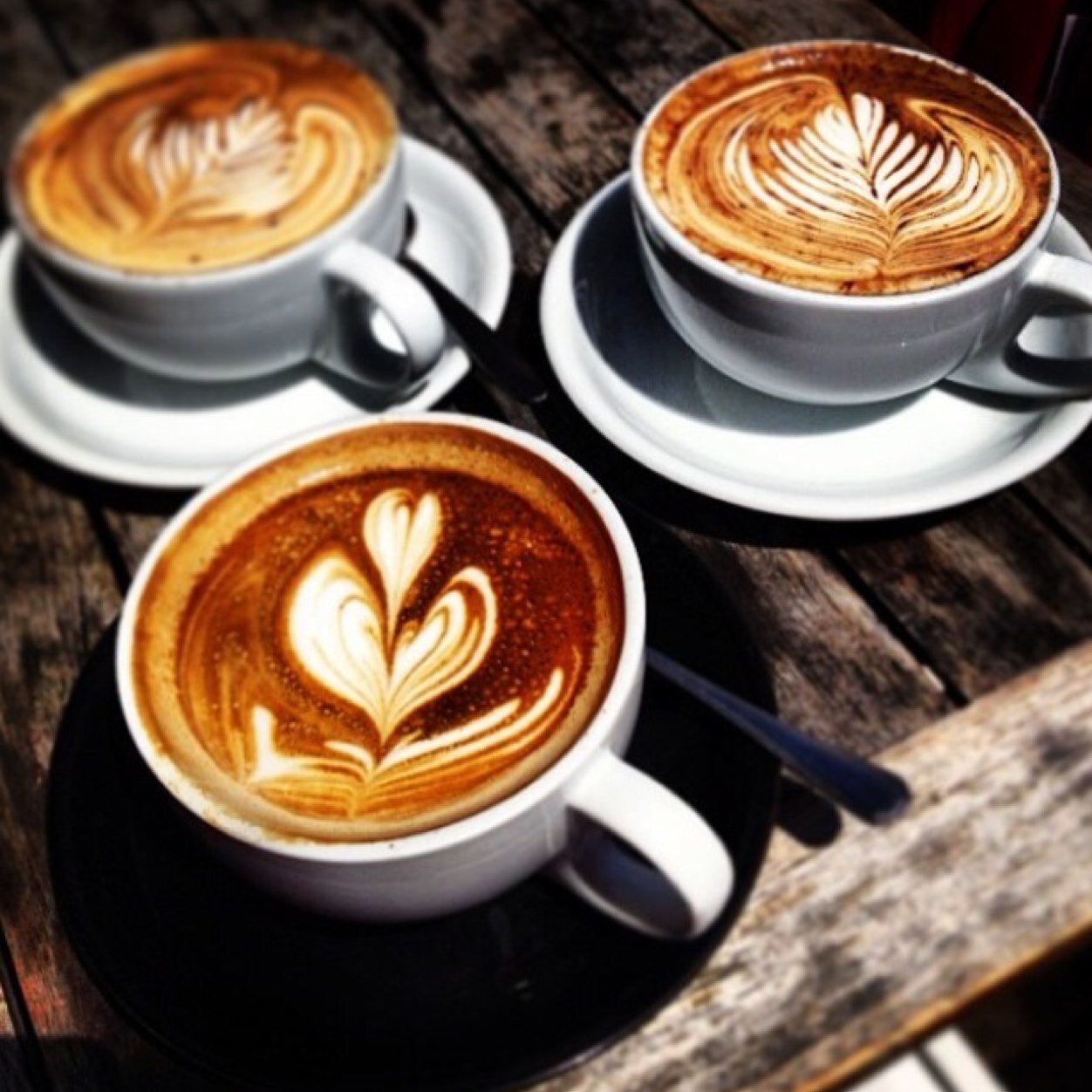 Our aim is simple: to provide freshly made, well sourced food and drinks in a space that is inviting and approachable.