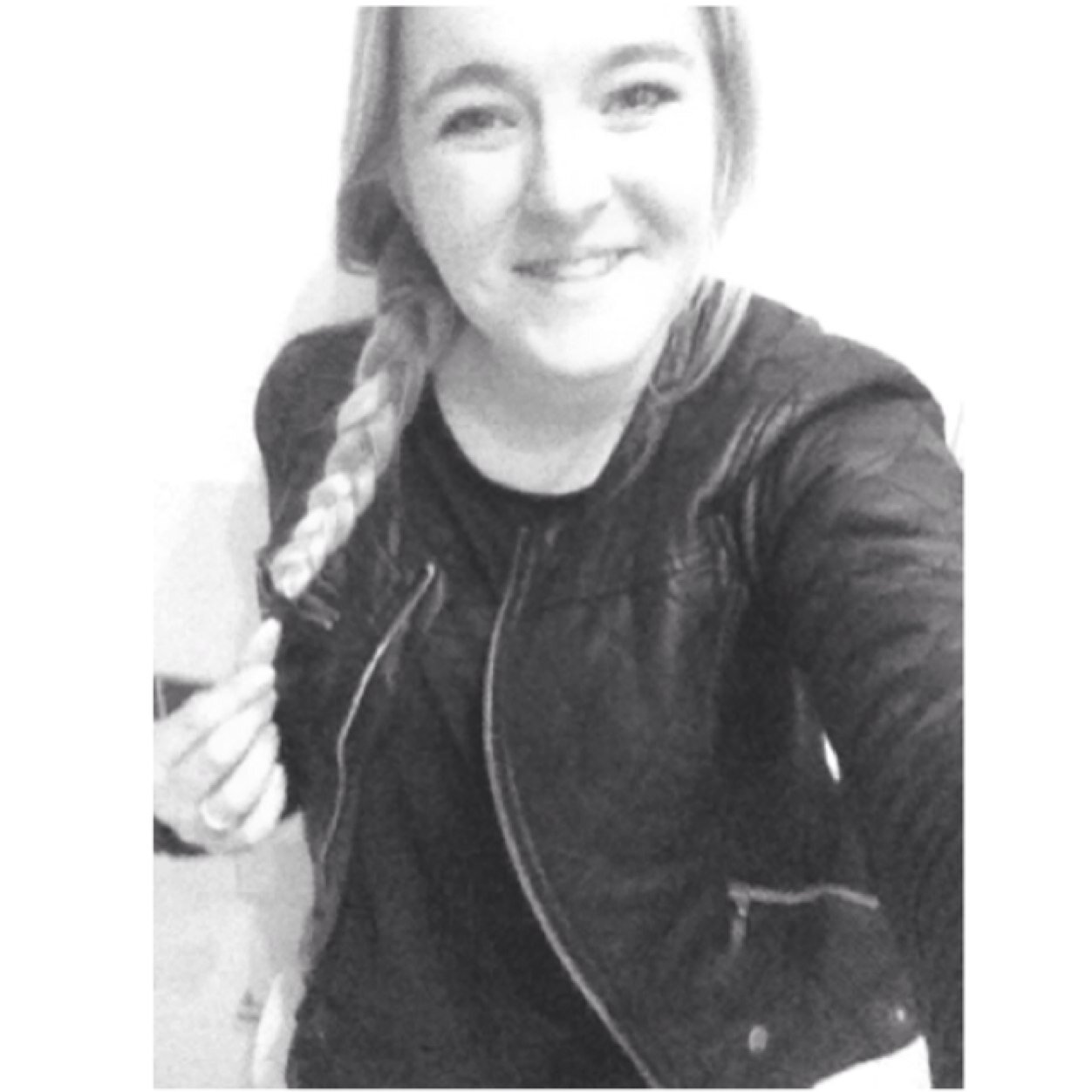 xlisa96's profile picture. No regrets. Just lessons learned.