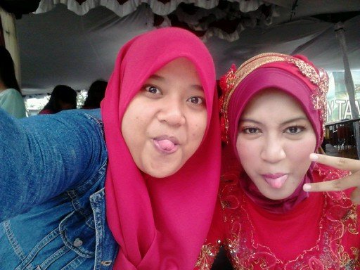 my ALLAH| my Fam's| my bestfriends| my laki laki :*