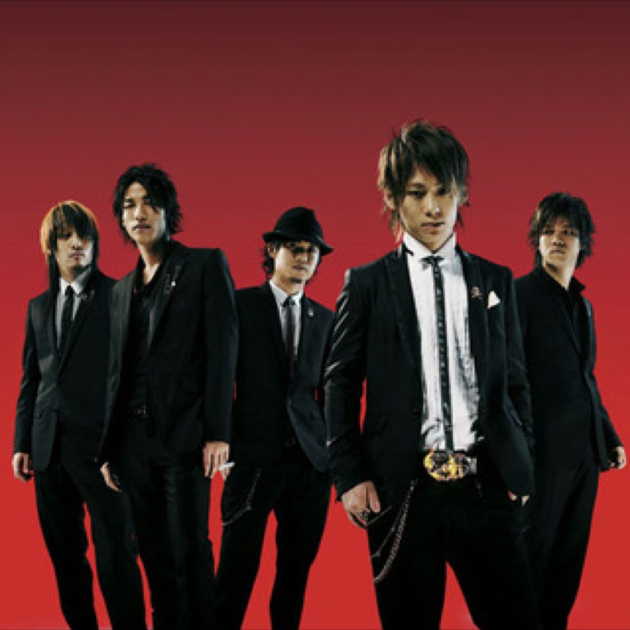 uverworld大好きです！！！ uver好きな人は誰でもフォローして(￣▽￣)
無言フォローはすいませんm(_ _)m