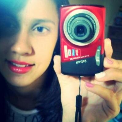 O importαnte é αproveitαr
o momento e αprender suα durαção pois α vidα
estα nos olhos de quem sαbe ver.