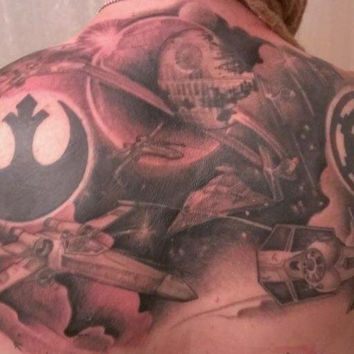 brwgrl's profile picture. Star Wars? Check.