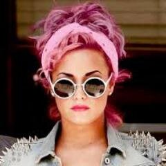 I passed through alot,but Demi inspired me and made me strong.Proud to say I am a lovatic!