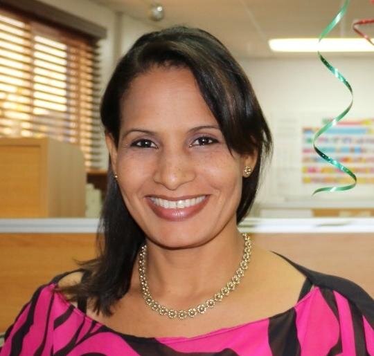 Ketty Rivas, Necí en la región sur Barahona, Lic. en Infomática.