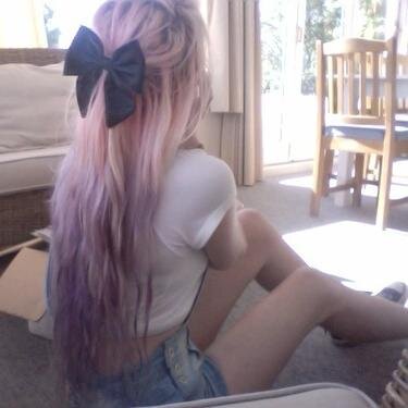 ♡ roses are red, violets are blue, i like bands more than i like you ♡