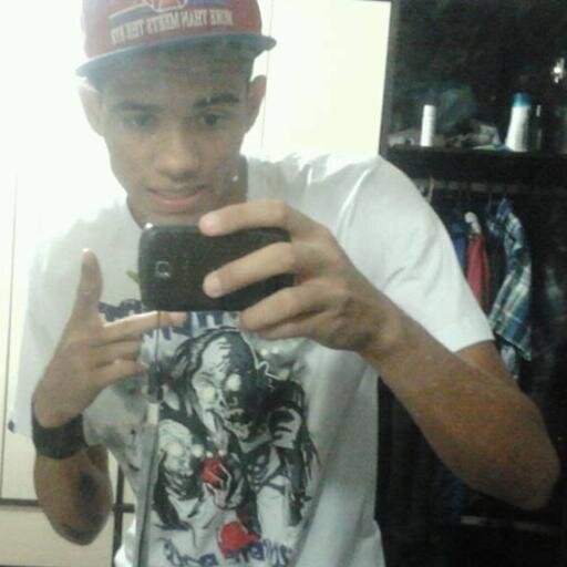 Oi GENTE SOU Felipe G7 Ganancia eu Danço Free Step gosto de ouvir muitas musicas Eletronicas & tb sobrando tempo gosto de ir na casa do senhor louvar a Deus *