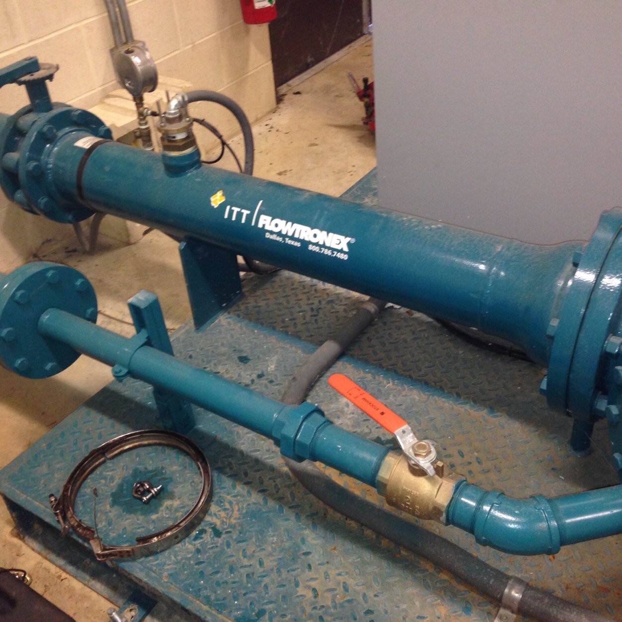 Former GC Supt. Now Tech Sales Rep for Synatek Solutions, Inc.  Water Quality, Fertigation.  All things Injectable