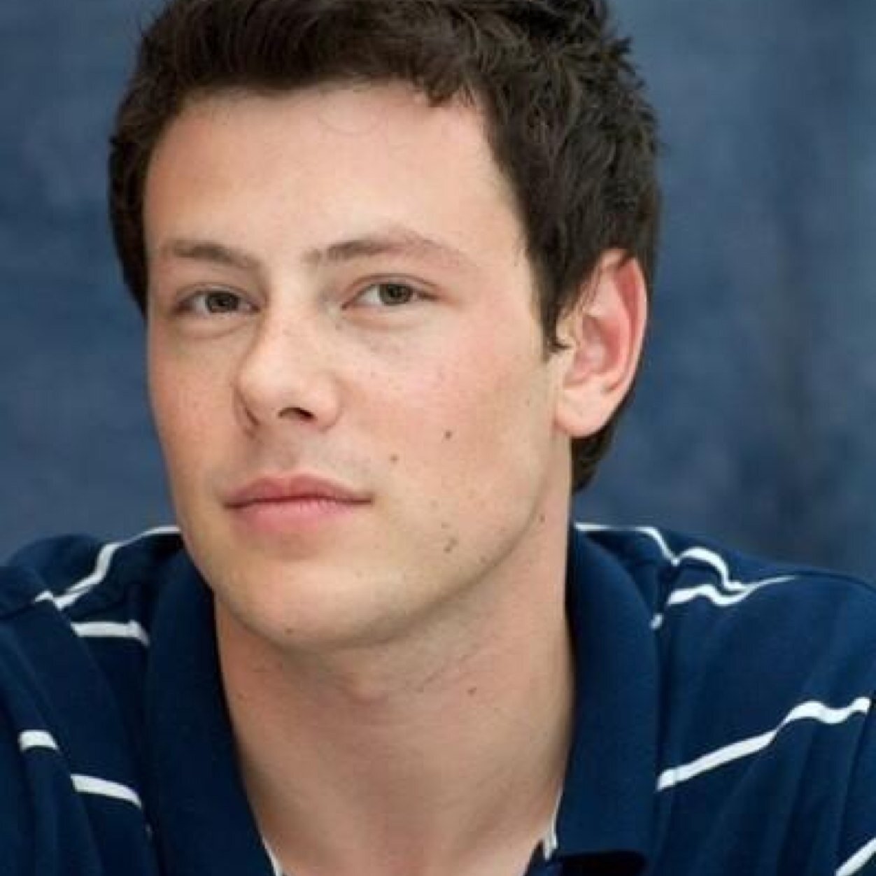 Finn hudson, used to be the Quarterback and now I'm just a nobody trying to find my dream.