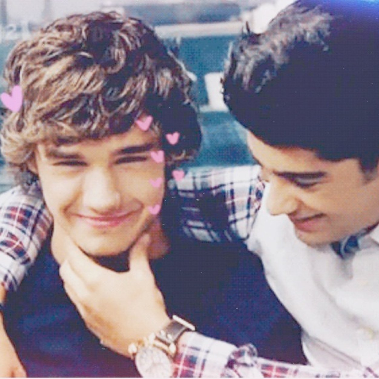 Free follow from @liammandzayn
