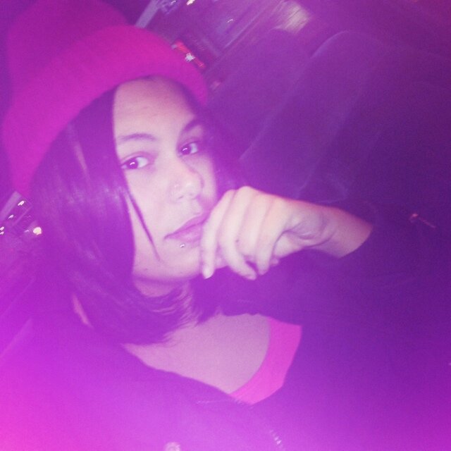 Find Out
Instagram: _tshell