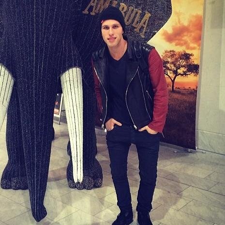 NickyRomeroCWB's profile picture. Nicky Romero's support in Curitiba (BR)  nickyromerofan@outlook.com 
#voteNICKY #Top100Djs #ProtocolFever #ProtocolFam