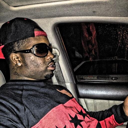 Rapper/Beatmaker/Entrepreneur..DonlifeEnt...Aiming Towards Success..Meet Me There!