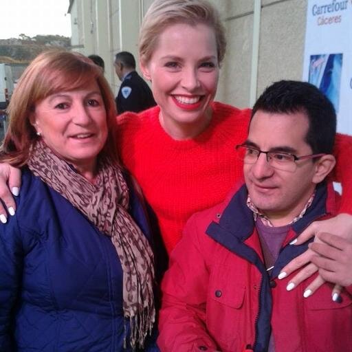 y me gustan las peliculas de miedo y me gusta las fiestas soy del madrid y me gusta el futbol soy muy bueno y me gusta salir con mis amigos de fiesta