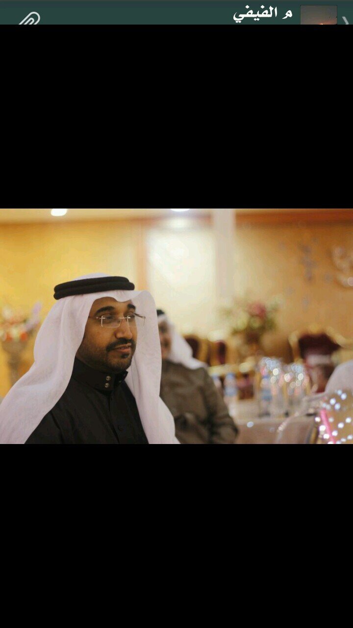 ڪـن ڪ السَـّحـاب صمتــﮧ ظل ،
وڪلامــــﮧ قطرات خيــــــر