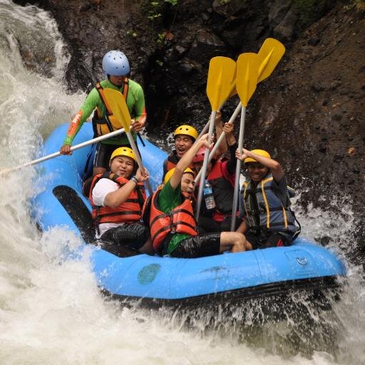 bombomsiswayudi's profile picture. i am free man