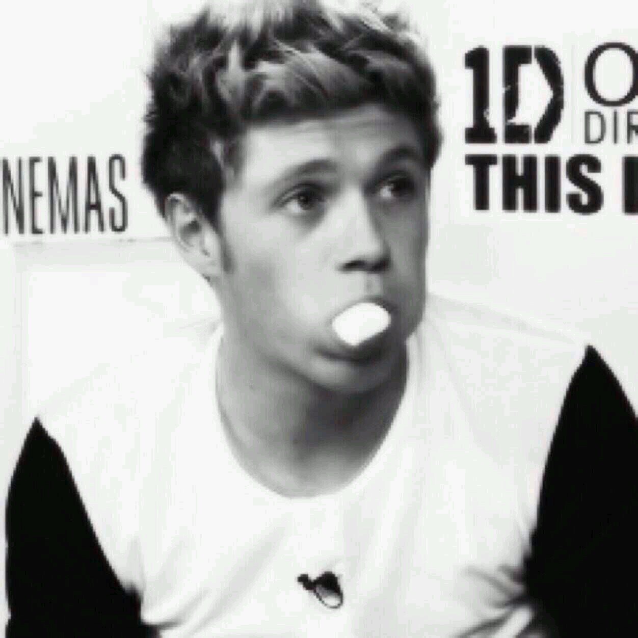 hey beautiful! Please follow @chrissyhoran_   ask her for a follow back.. have a nice day babe x