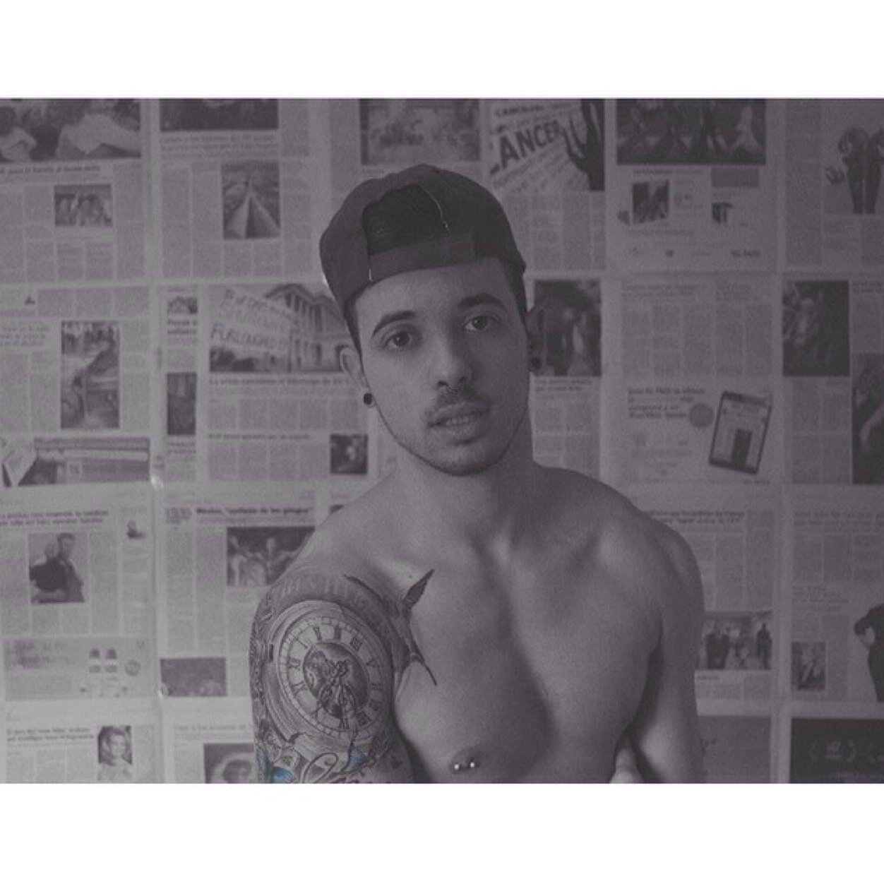 osquitargg94's profile picture. Yo soy todo lo que piden las princesas que yo quiero. Ingeniero de castillos en el aire. ¡ Que tu vida no dependa si alguien llega o se va !