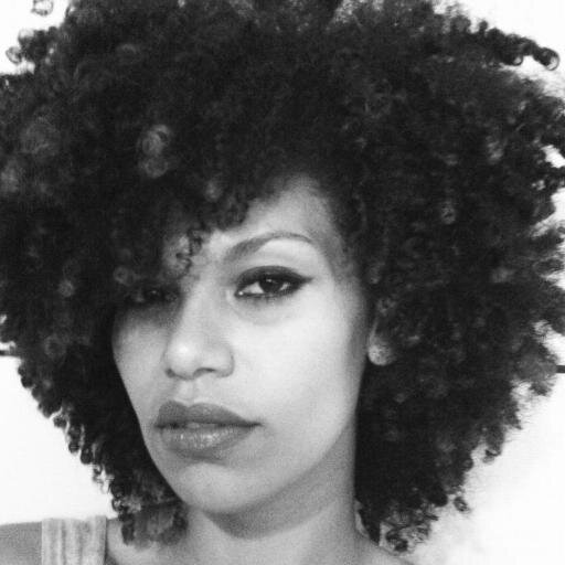 Meu cabelo e igual musica boa: Não combina com volume baixo . Redes sociais: @euamocrespo ( instagram ) Email: euamocrespo@gmail.com