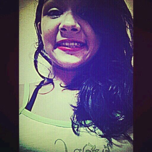 '  SaraNossaTerra , 1.3 \ Instagram :Raquelferraz_