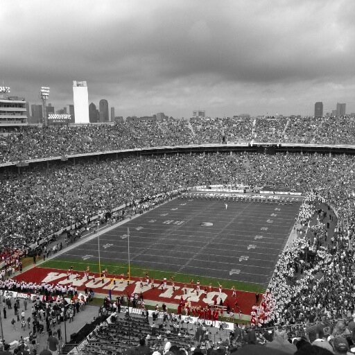 I am fairly certain but not sure. Employed at Roxxon Energy. Futurist. Sports, Food, Movies, Politics. In life all we ask for is a sporting chance. #sooners