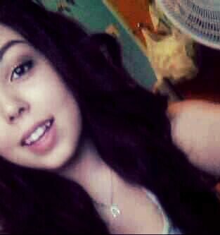 Cajmomo's profile picture. 16. Sophomore. Ig: cajmomo Kik: caj_momo #lifted