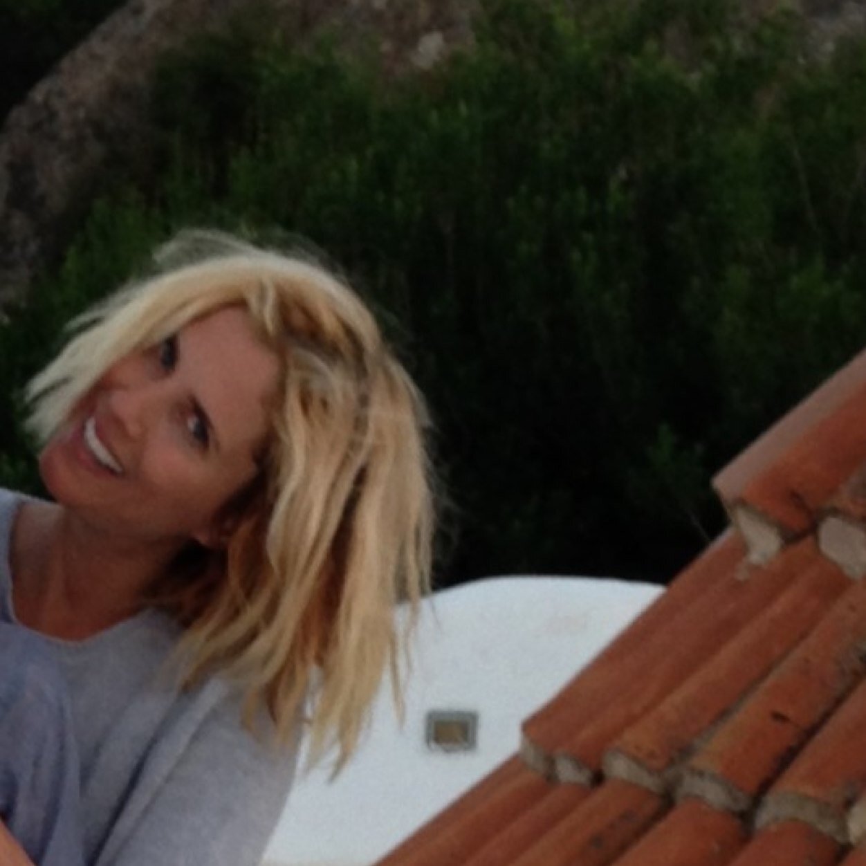 sassietweets's profile picture. 