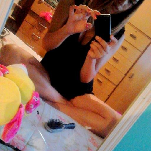 nataliacarrea's profile picture. 