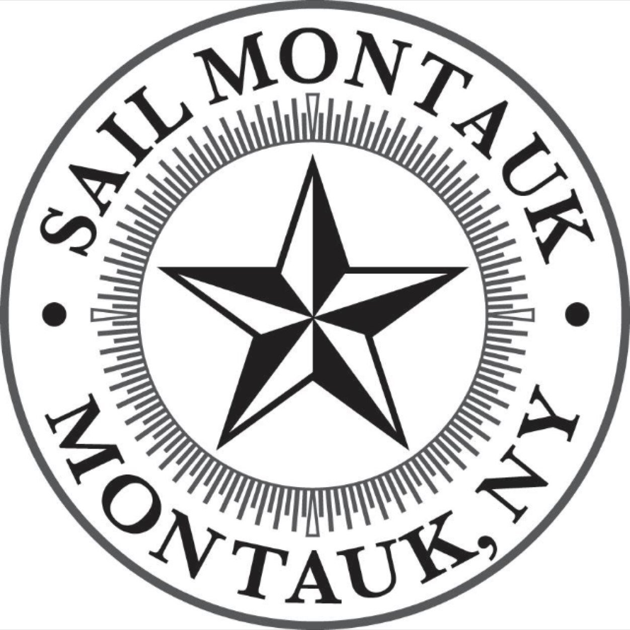 Step off the dock and onto one of our Catalina 22s for an exhilarating sail on the waters of Montauk. ⛵️⛵️⛵️⛵️