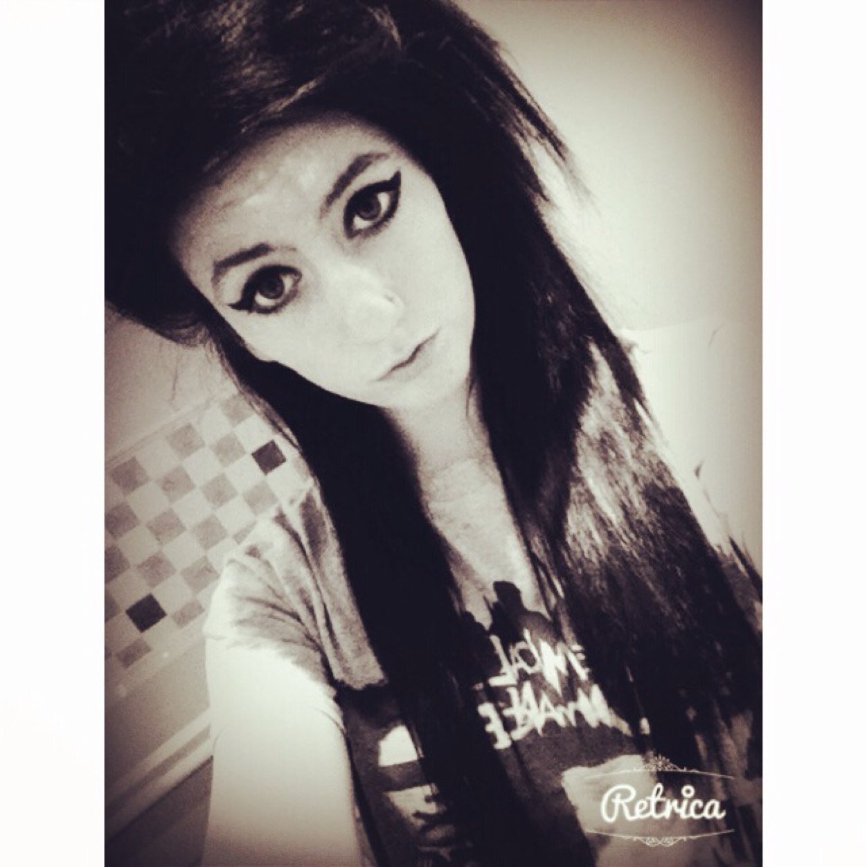 Doctor Who ||MCR,BVB,AA,FOBect.|| Black Veil Brides - 19/12/13|| ~you burn like the sun but alls I require is the moon~