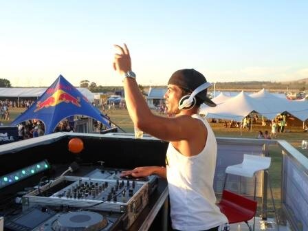 mrphysio's profile picture. Physiotherapist, Sport enthusiast, Family Man ... #YNWA