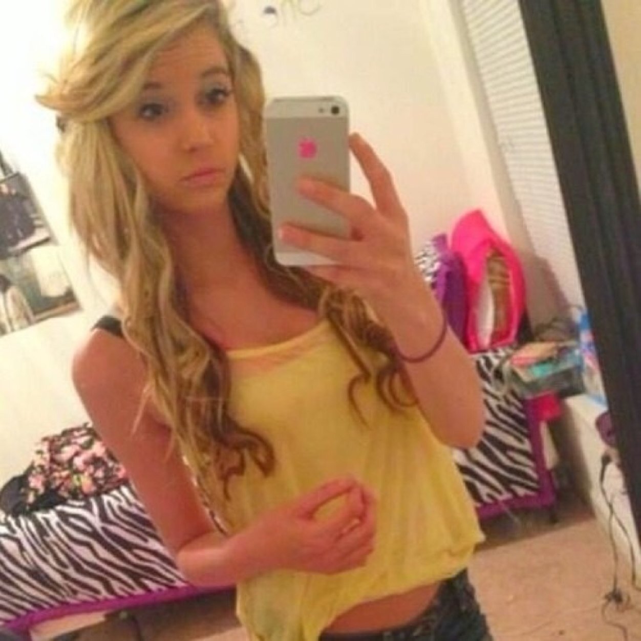 Hello i'm Savannah ! @thatgranderp is my nigga✌️