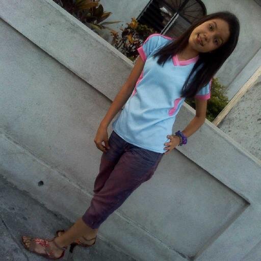 Amoo Ah Dios Sobre Todas Las Cosas!
Asi que Siguelo&El te Ayudara!
Y Amo Ah Mi 05&17 Perfecto♥♥
ZiiGueMe&TheZiigo(;