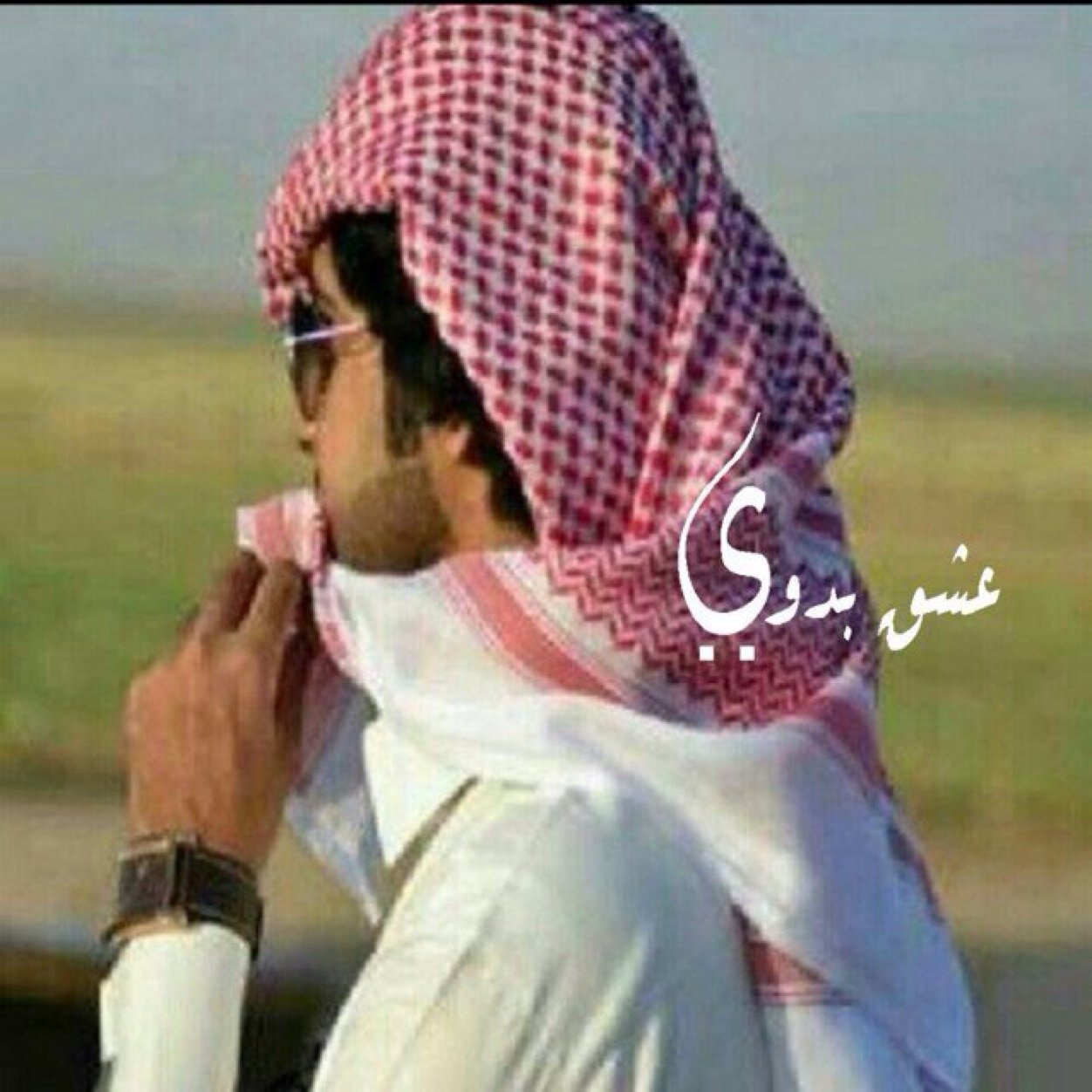 لن أغيرِ من نفسي لأجلِ أي شخص ولن أعبث بشخصيّتي لإرضاء الآخرين ، وأأأن لــــم تـــعـــجبـــك شخـــصــيــتي فغـــيركــ يعشــقها .....