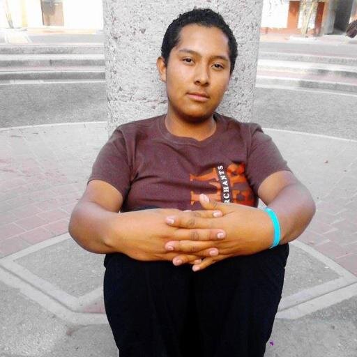 modelo y cantante