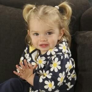 I am the baby girl of @TheKingMcCarty and @TheQueenMcCarty. Little sister of James and twin sister of Russell. I'm dwaddy's pwincess.