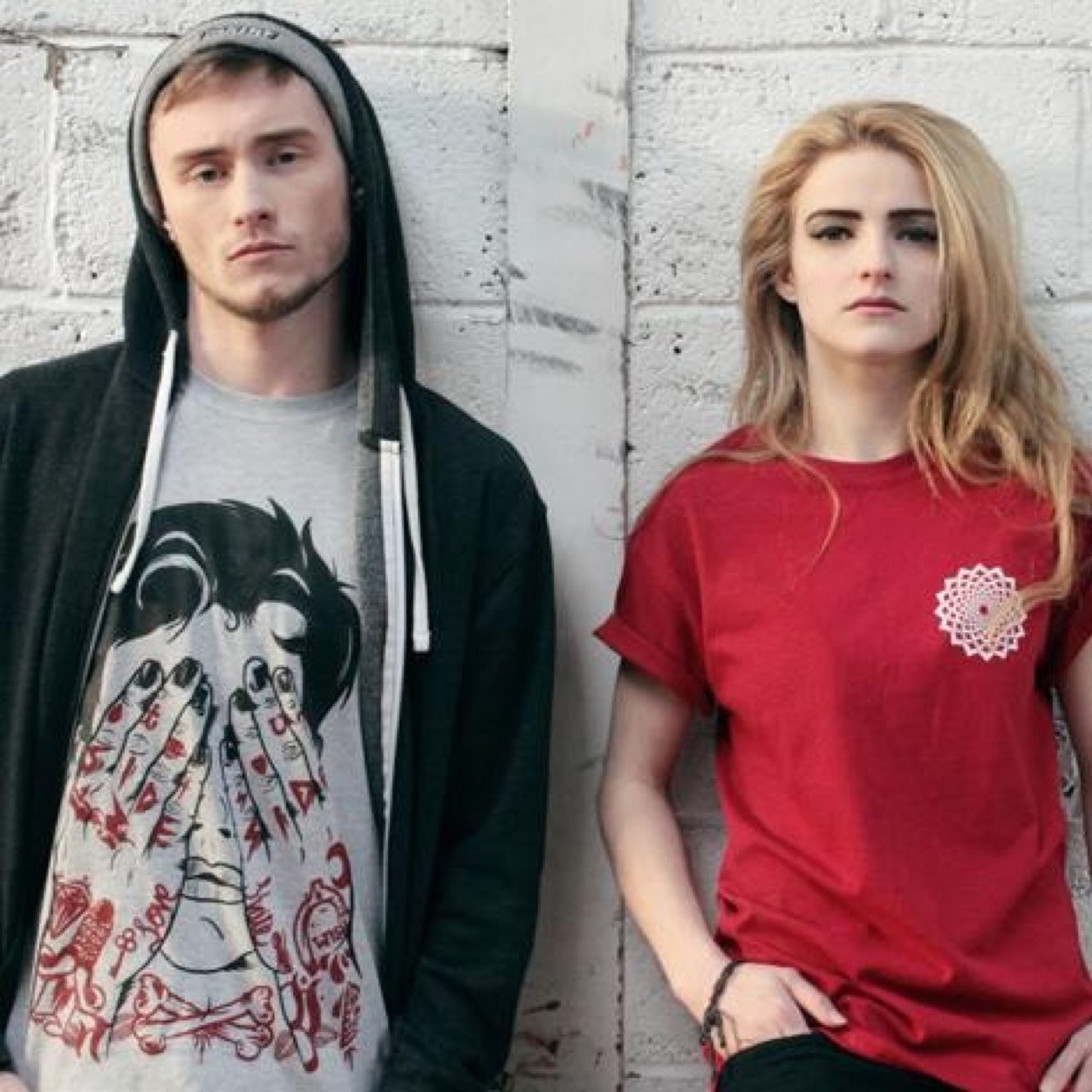 Side By Side Apparel is an independent clothing company from Edinburgh, Scotland. http://t.co/kaLIHapt7X
 Instagram - @SideBySideApparel