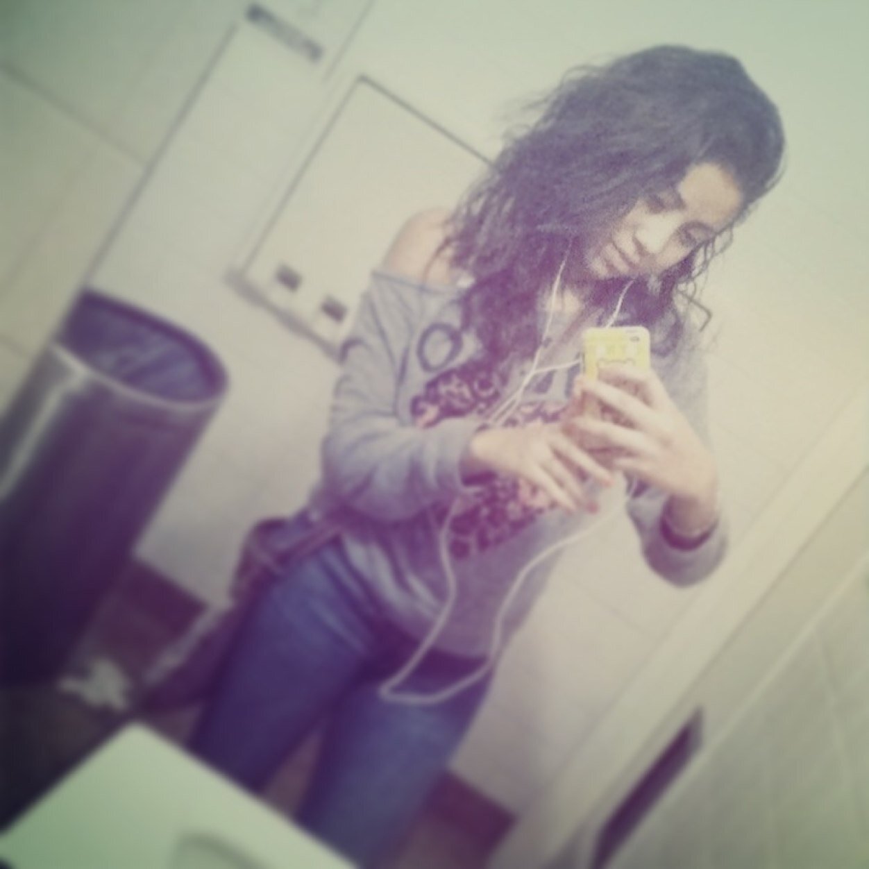 I stand Alone :/