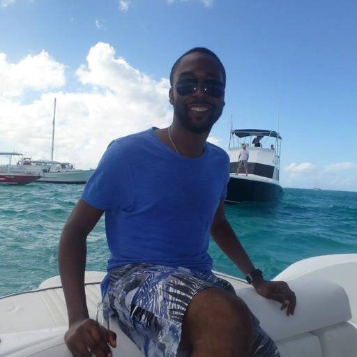Londoner working in PR and social media and loving music, sport, and video games. Maverick but I get results