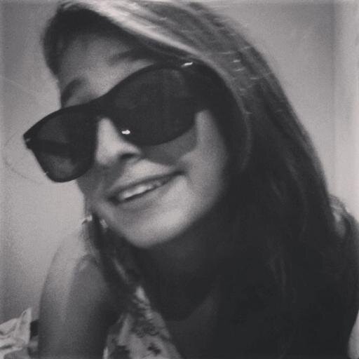 Posso Ser Loka,Lerda,Gorda,Magra.Feia,Chata,Mas Vou Te Dizer 
Uma Coisa: EU SOU MUITO FELIZ *-*