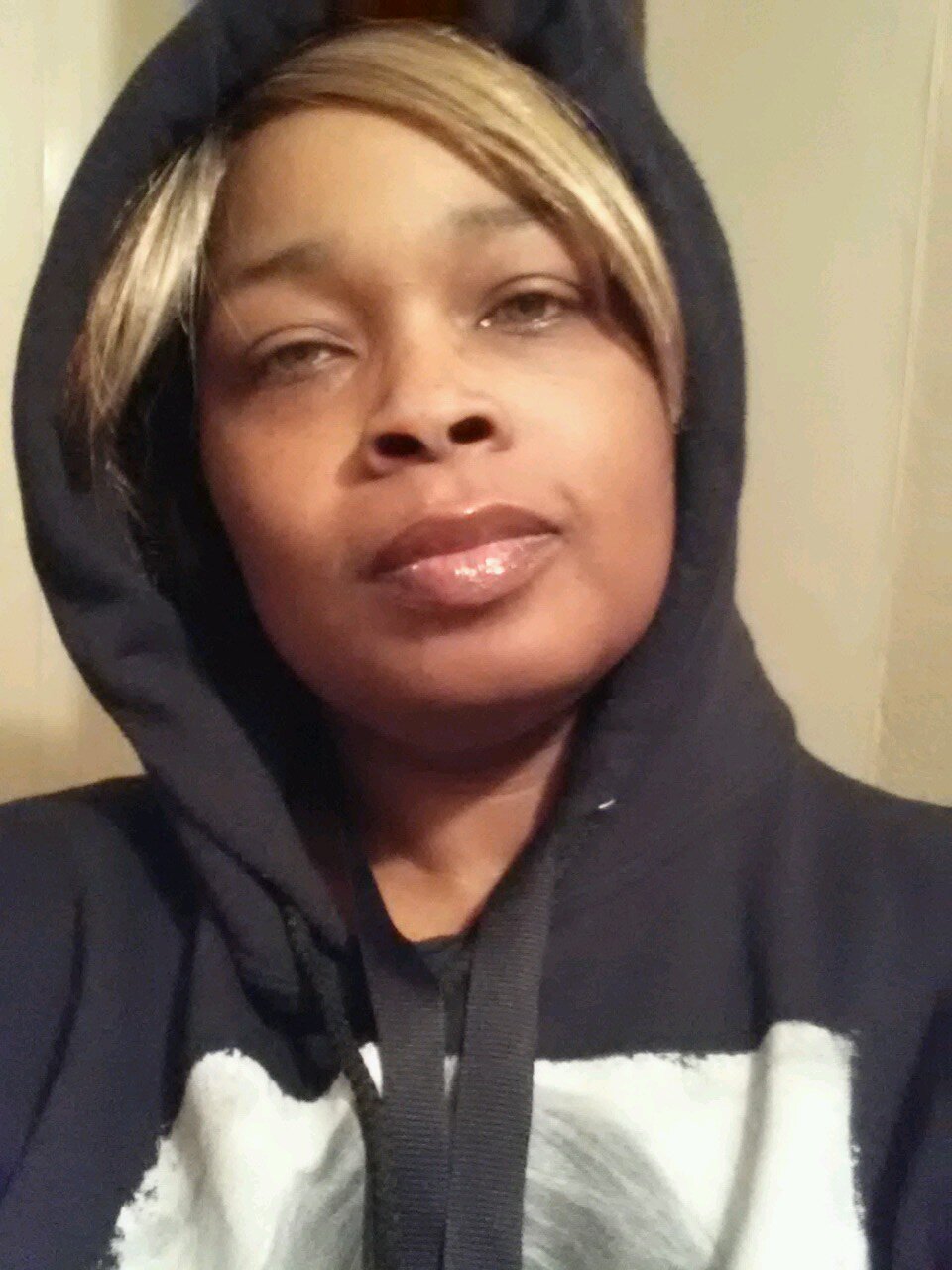 itsLeeLeebaby's profile picture. come @ me straight; no chaser, or SWERVE