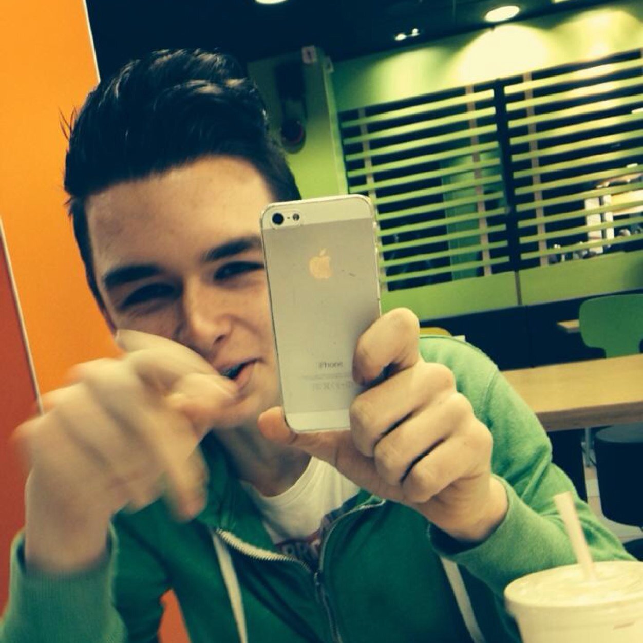 PeterOrderley16's profile picture. Peter, From Belfast, follow me and il follow back, unfollow me and ill unfollowback, simples, ni follow me!!!